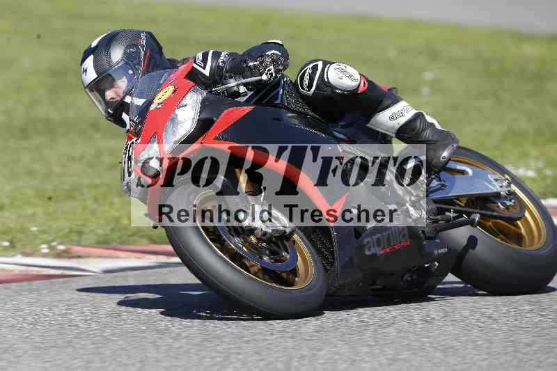 /43 08.08.2025 Discover the Bike ADR/Race 3 rot/78